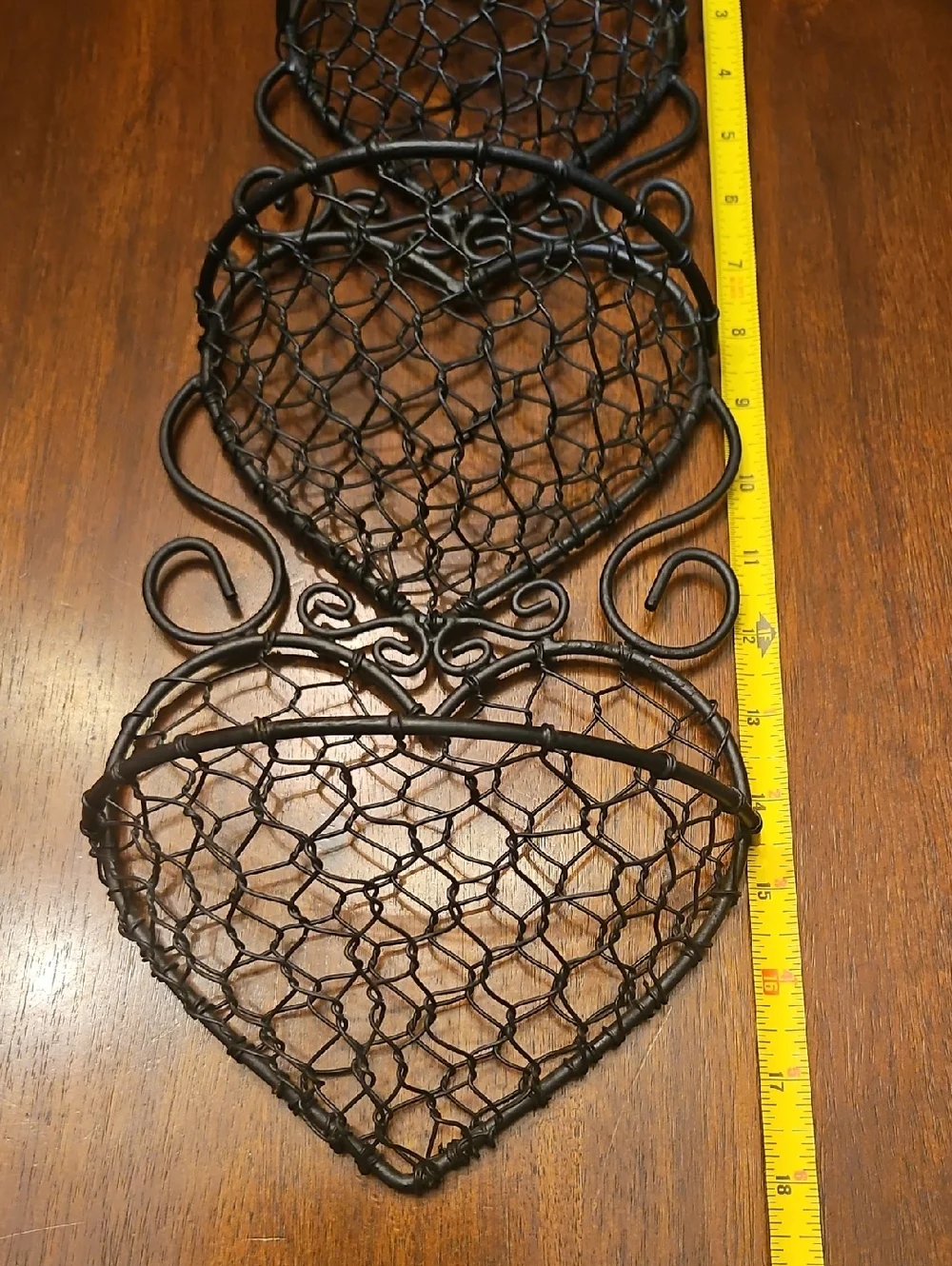 Vintage Triple Heart Wire Wall Organizer - Black